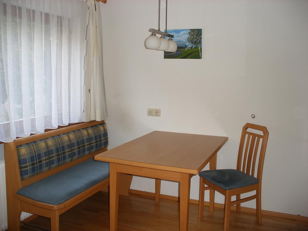 Haus Ausserbach Gaschurn Zimmer foto